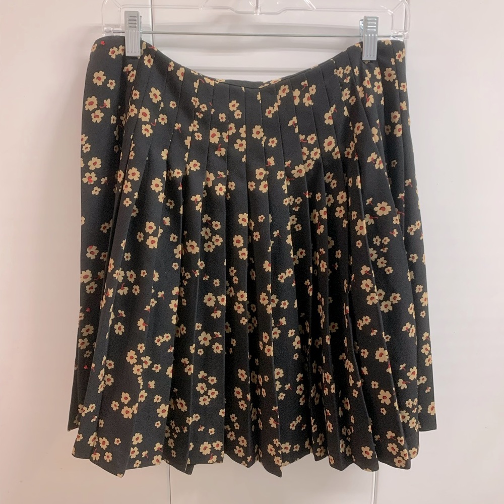 Vintage Espirit black yellow tan flower print pleated skirt midi no buttons
